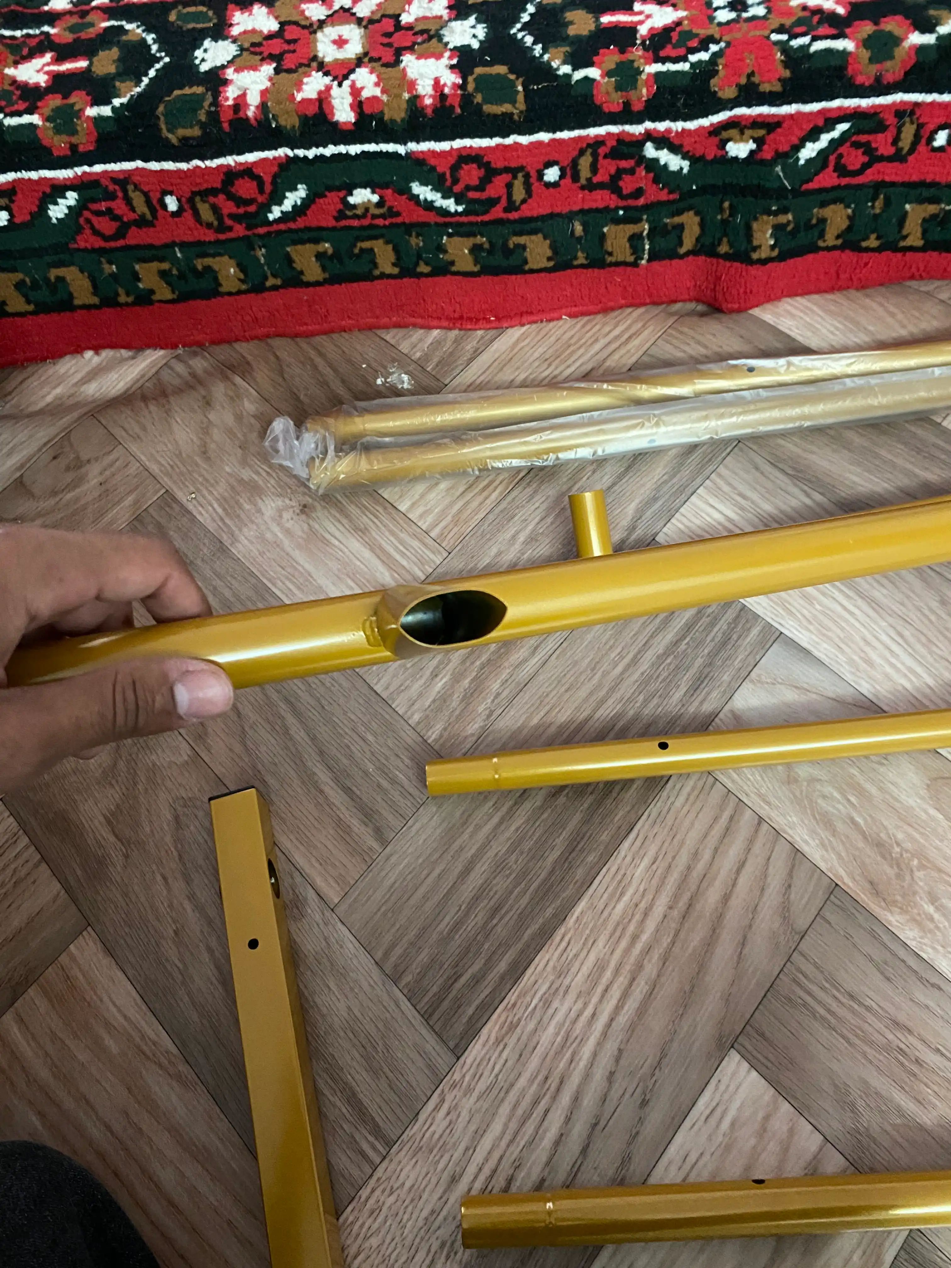 Металлическая вешалка для одежды, GOLD с полкой для обуви, на колесиках