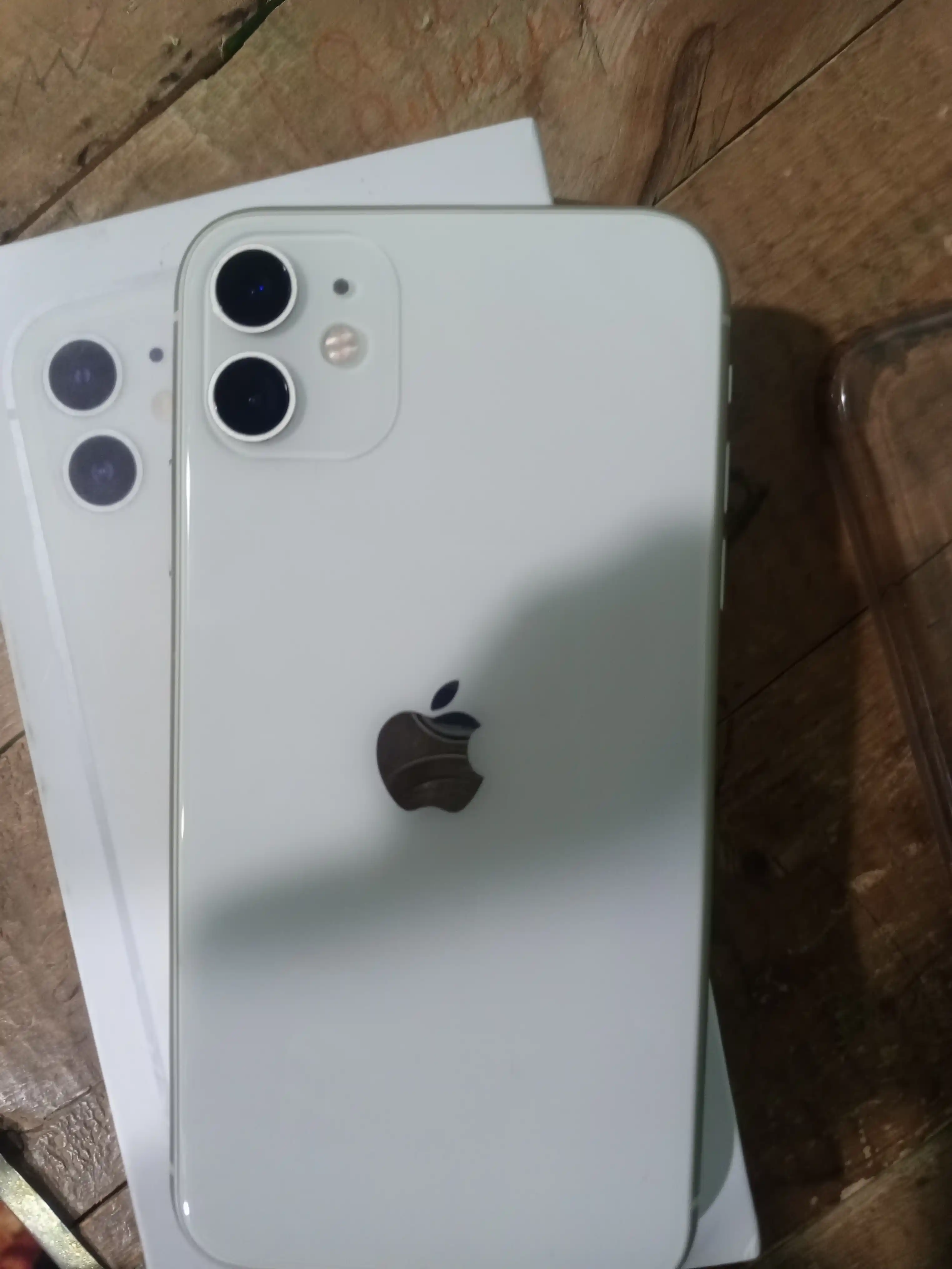 Смартфон Apple iPhone 11, 128, 256 ГБ Sim+Esim, чехол и стекло в подарок