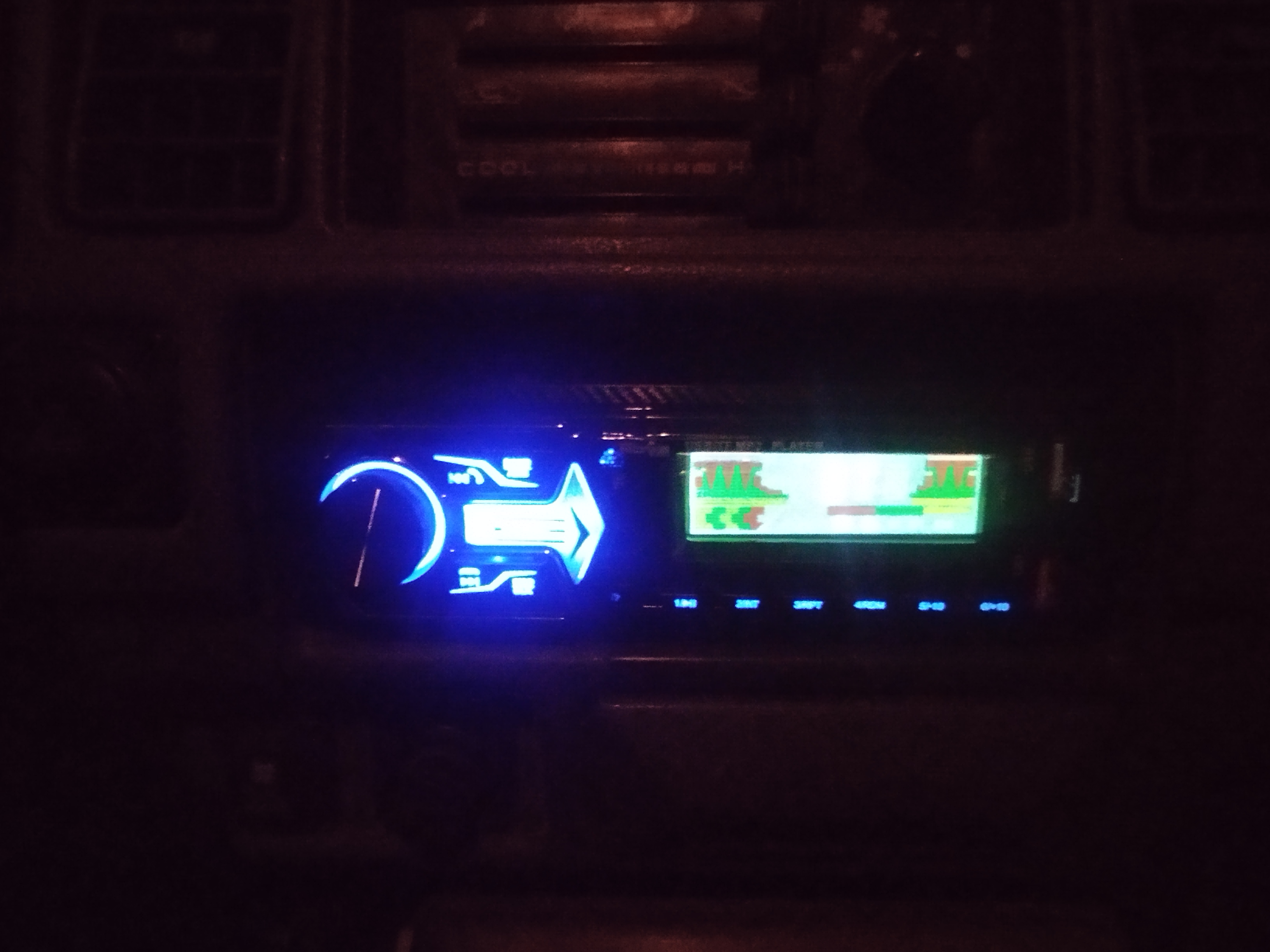 Avtomagnitafon Pioneer 2 pult Bluetooth, USB, AUX, FM radio magnitofon