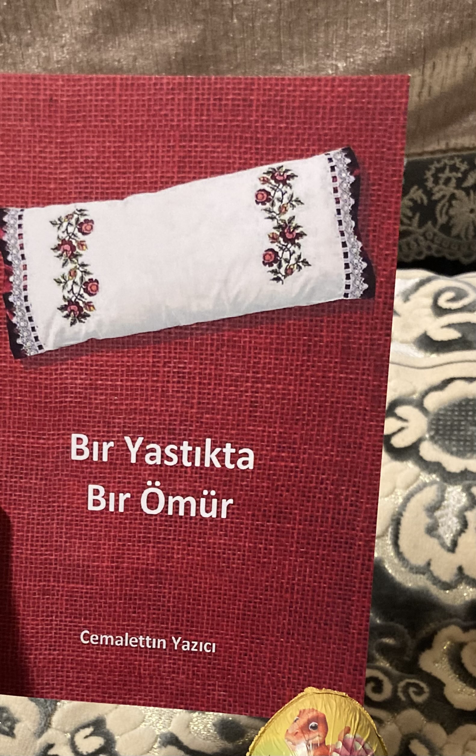 Bir yastikta bir omur. Cemalettin Yazici, книга на турецком языке