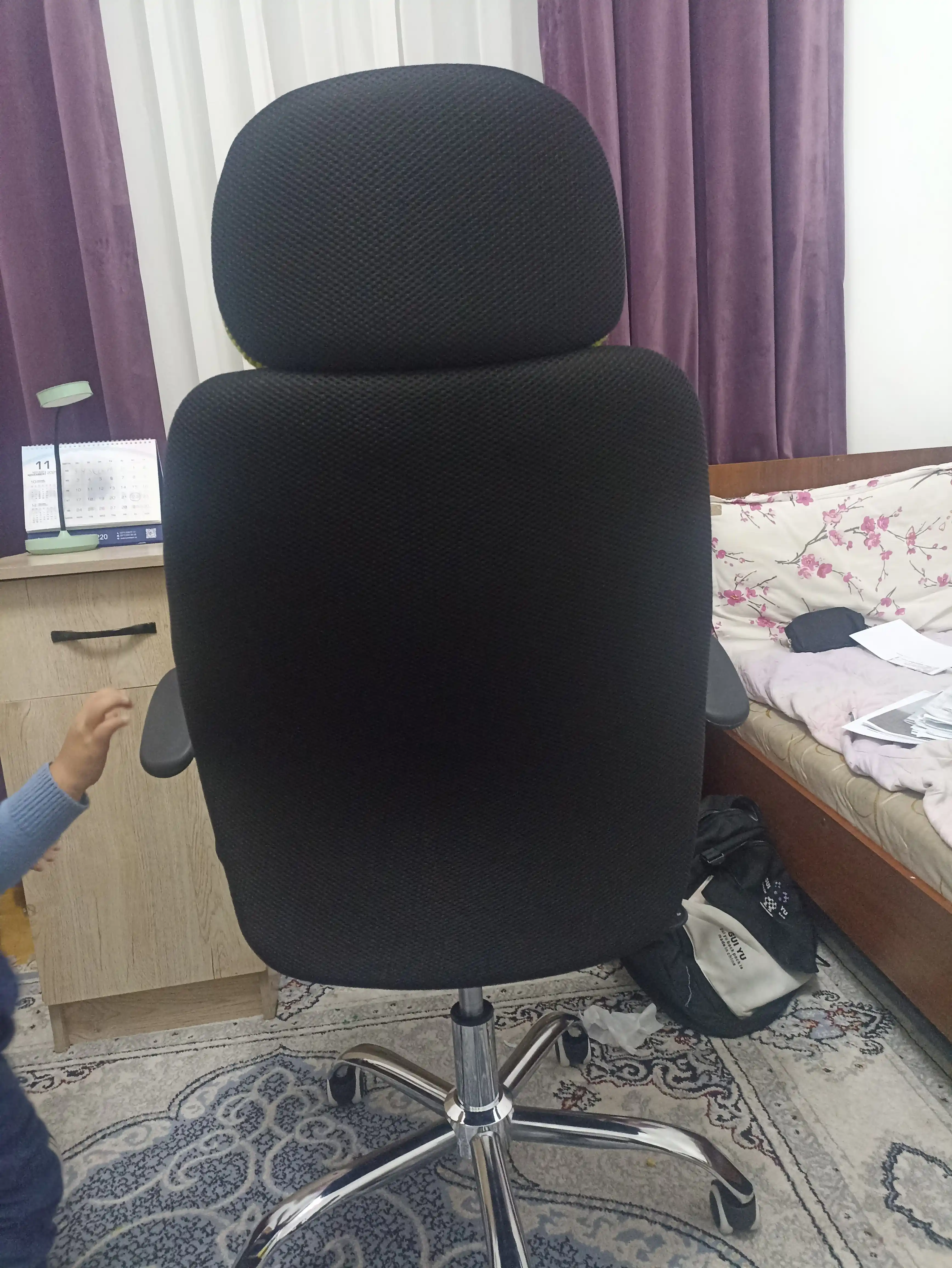 Ofis uchun kreslo, konfrensiya zallari, ofis, uy va boshqa joylar uchun xay tek kreslo