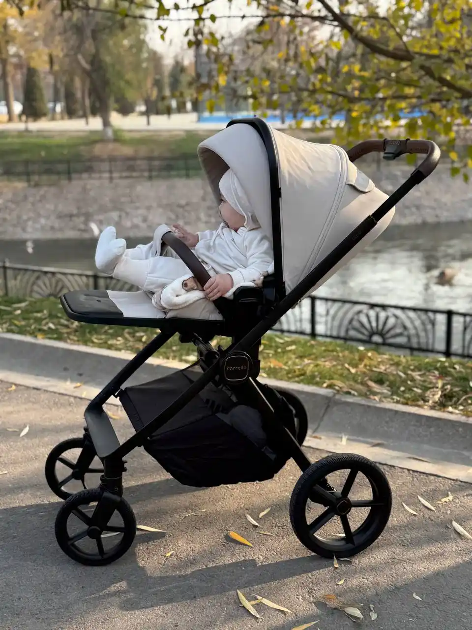 Детская коляска Carrello 2в1, модель Ultra/ Ultra F (со складной люлькой)