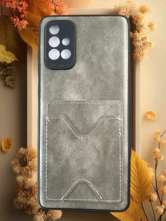 Кораллово-розовый