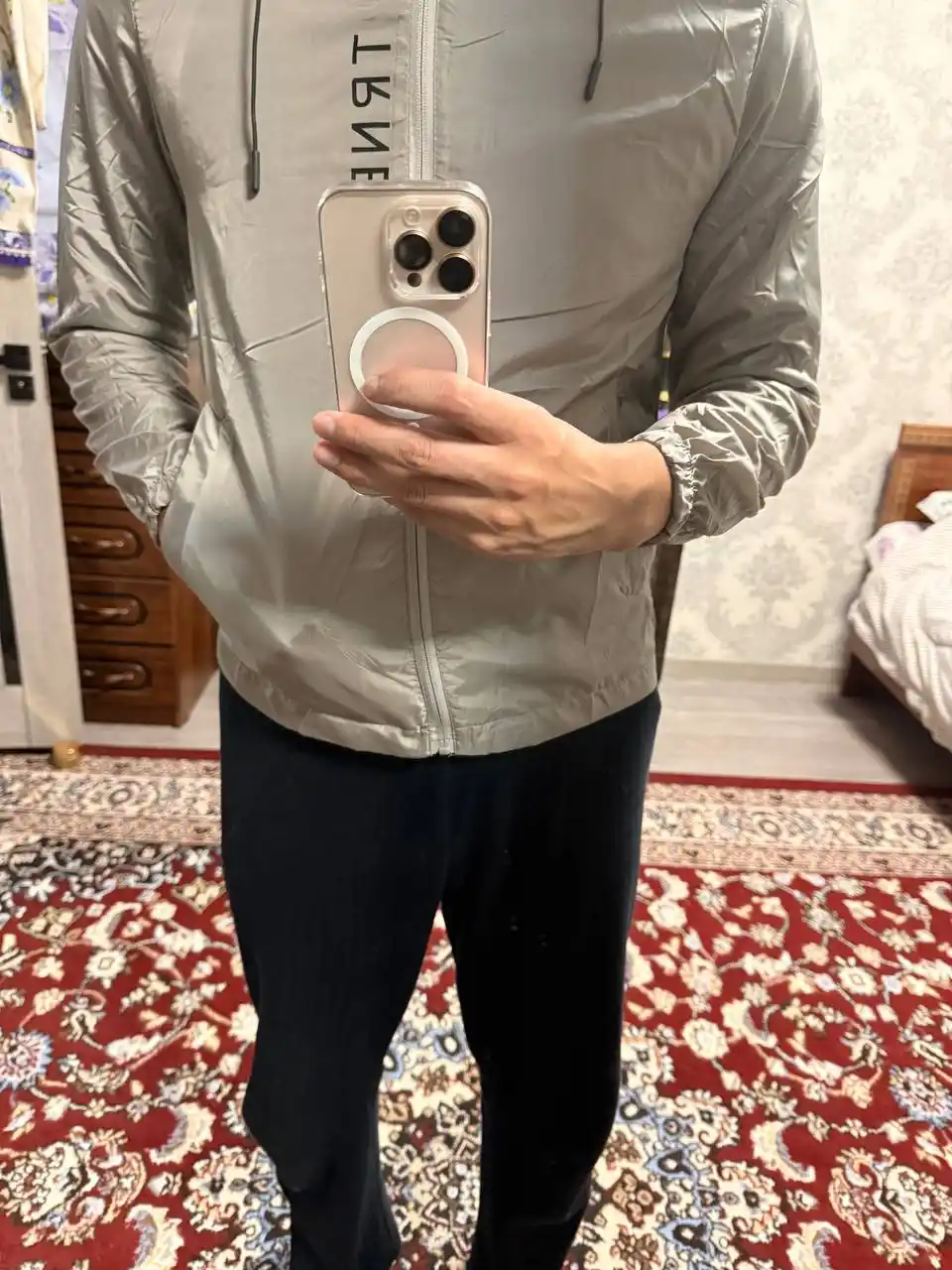 Erkaklar shamoli, engil erkaklar ko'ylagi, erkaklar bombardimon ko'ylagi