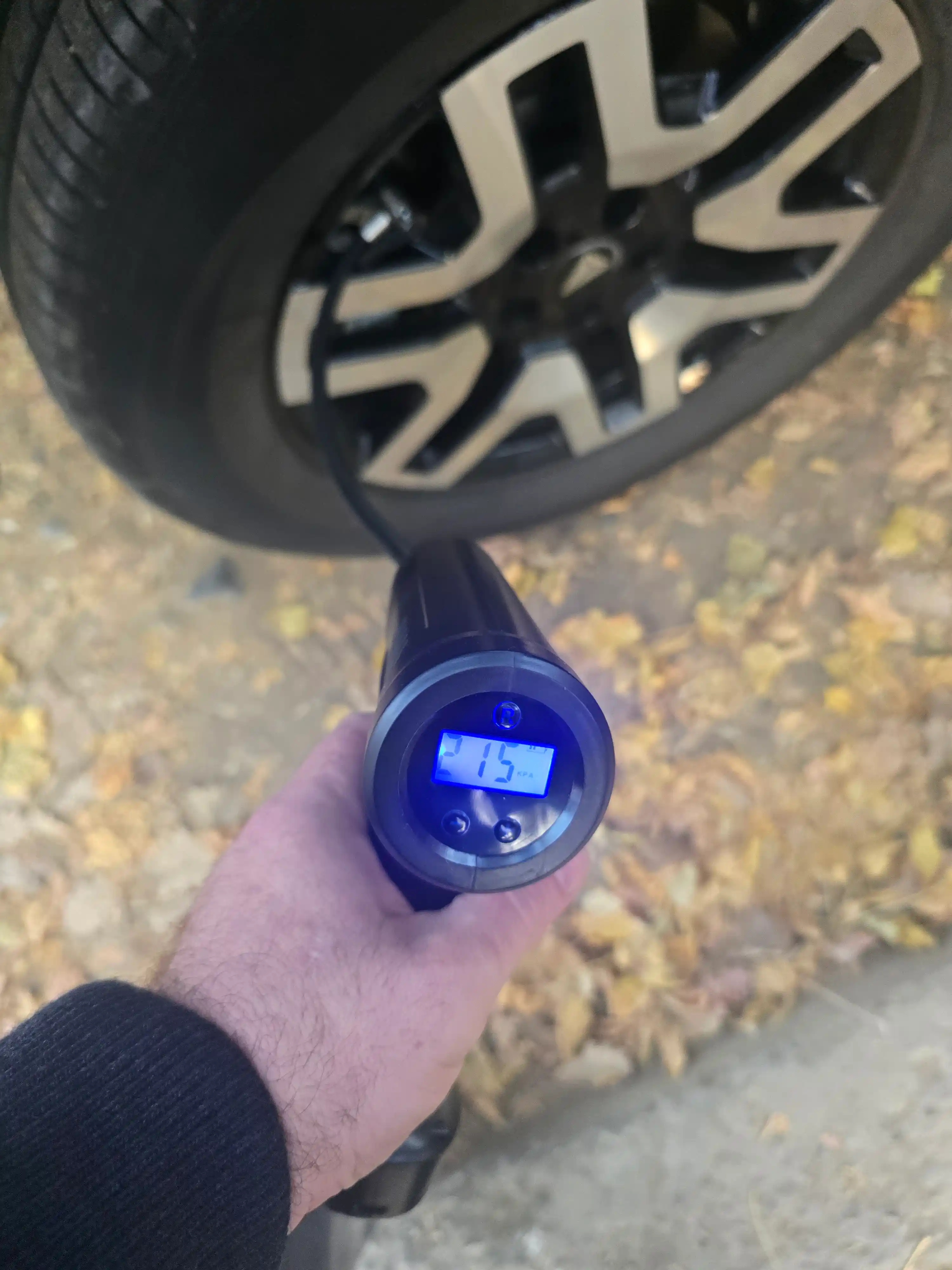 Avtomobil uchun kompressor, simsiz nasos