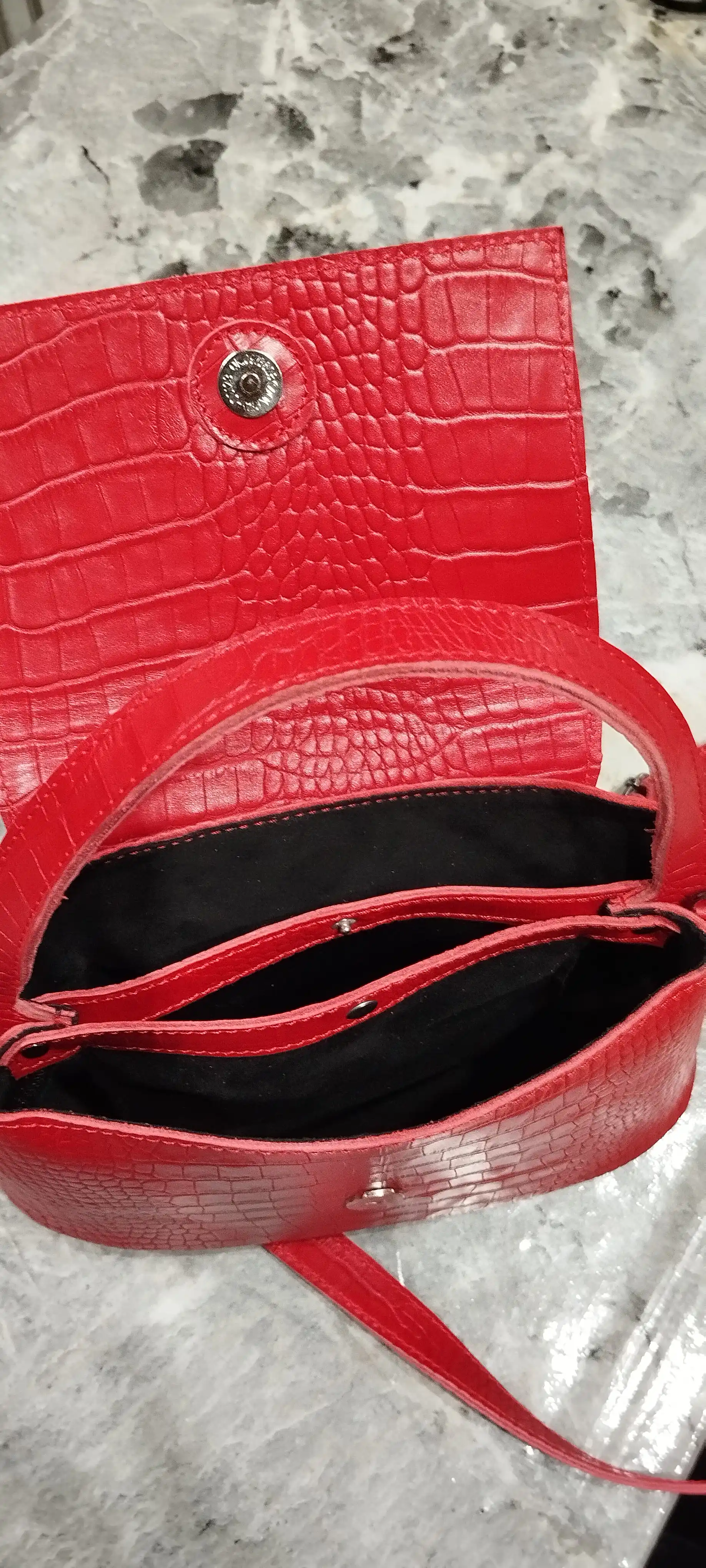 Ayollar sumkasi tabiiy charmdan Black Gator
