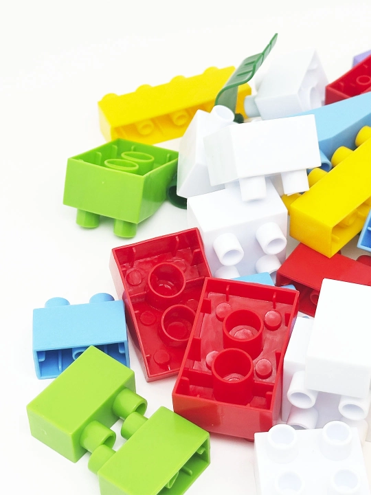 Детский конструктор, набор цветных пластиковых блоков, от 32 до 707 деталей