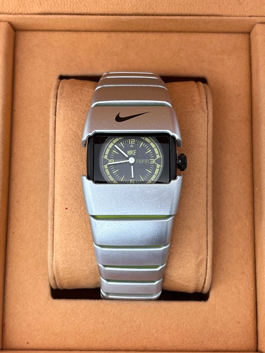 Nike Digital – Metall korpusli futuristik erkaklar soati