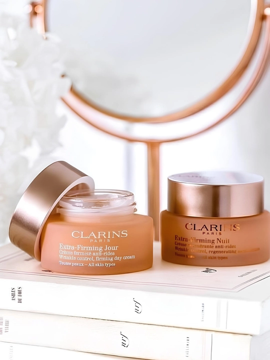 Дневной и ночной увлажняющий и питательный крем для лица от Clarins