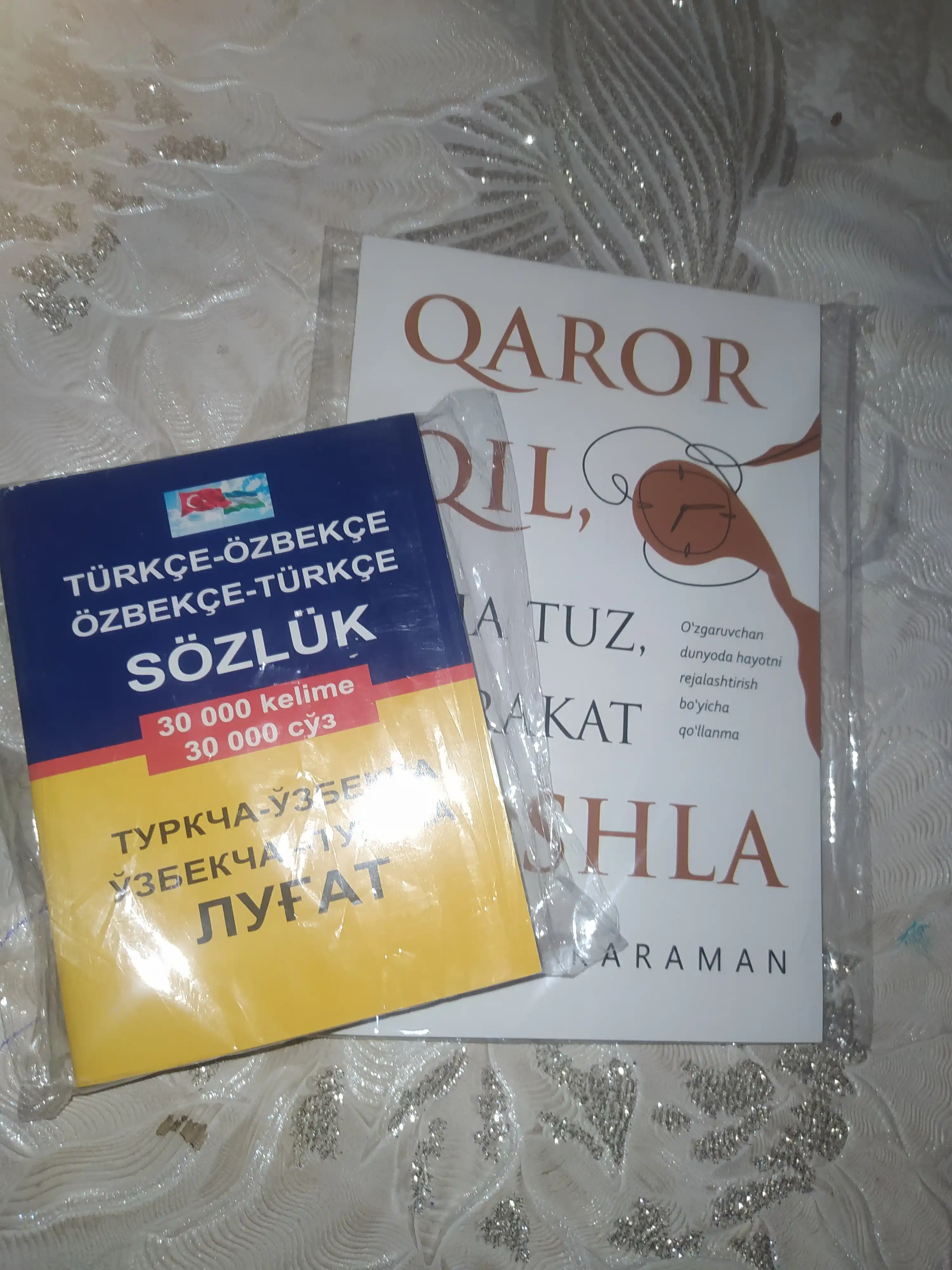 O'zbekcha, ruscha, inglizcha, turkcha lug'at