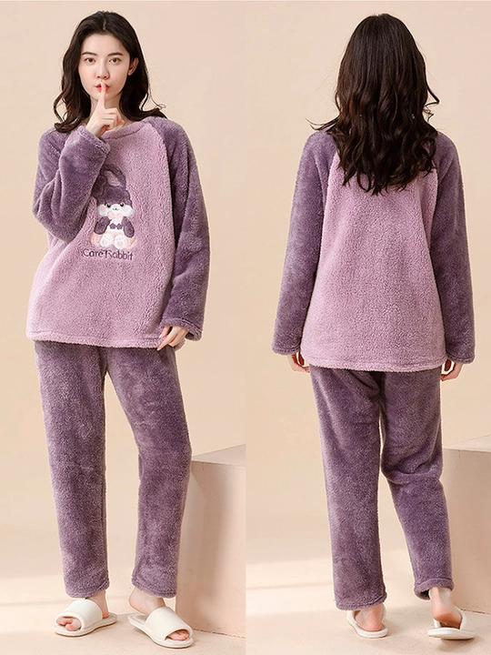 Ayollar momiq pijamasi