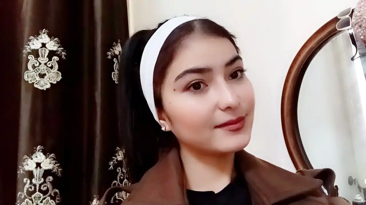 Boshga sochlar uchun sport tasmasi