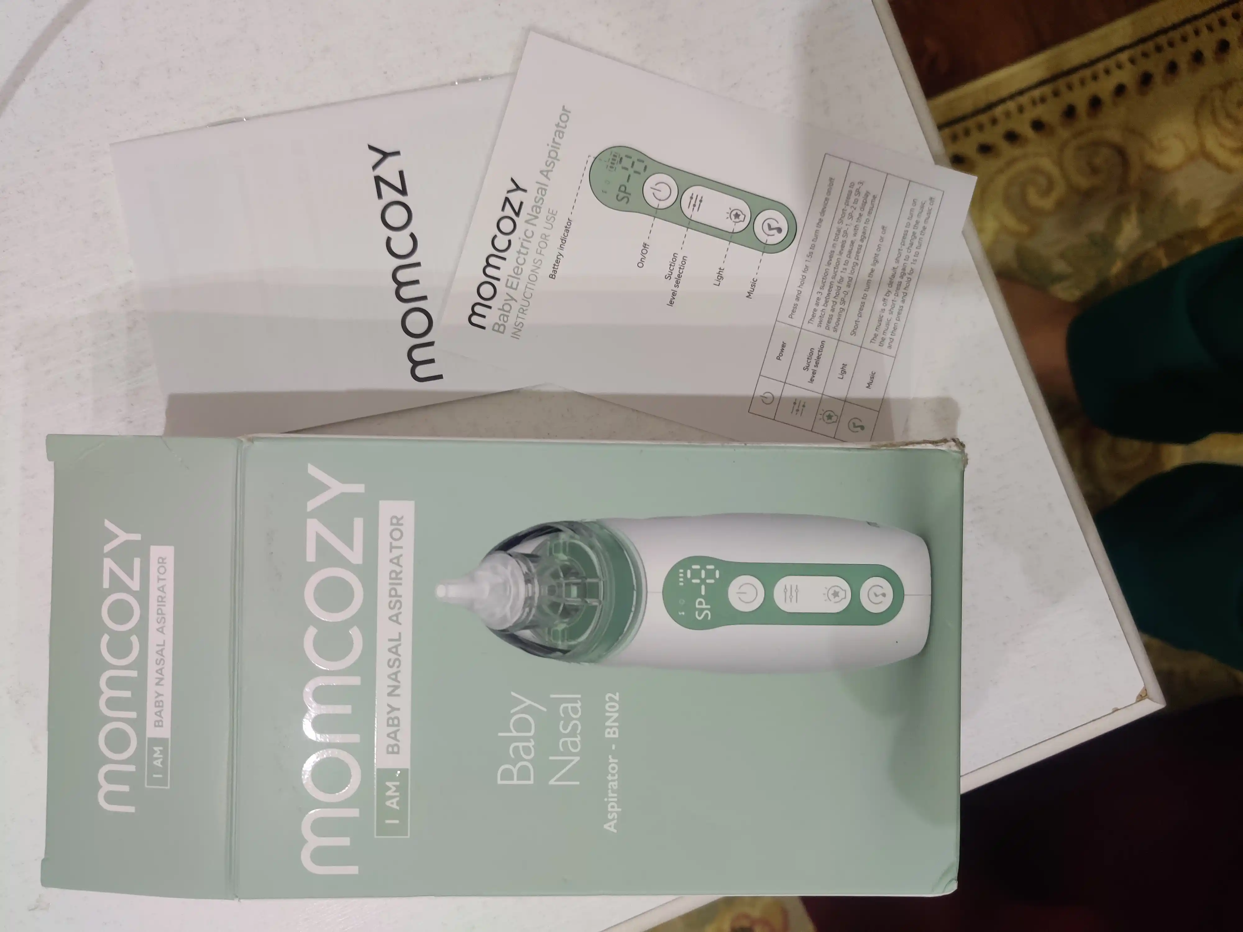 Momcozy BN02 burun aspiratori, 3 daraja, BPA-free, musiqa va yorug‘lik bilan