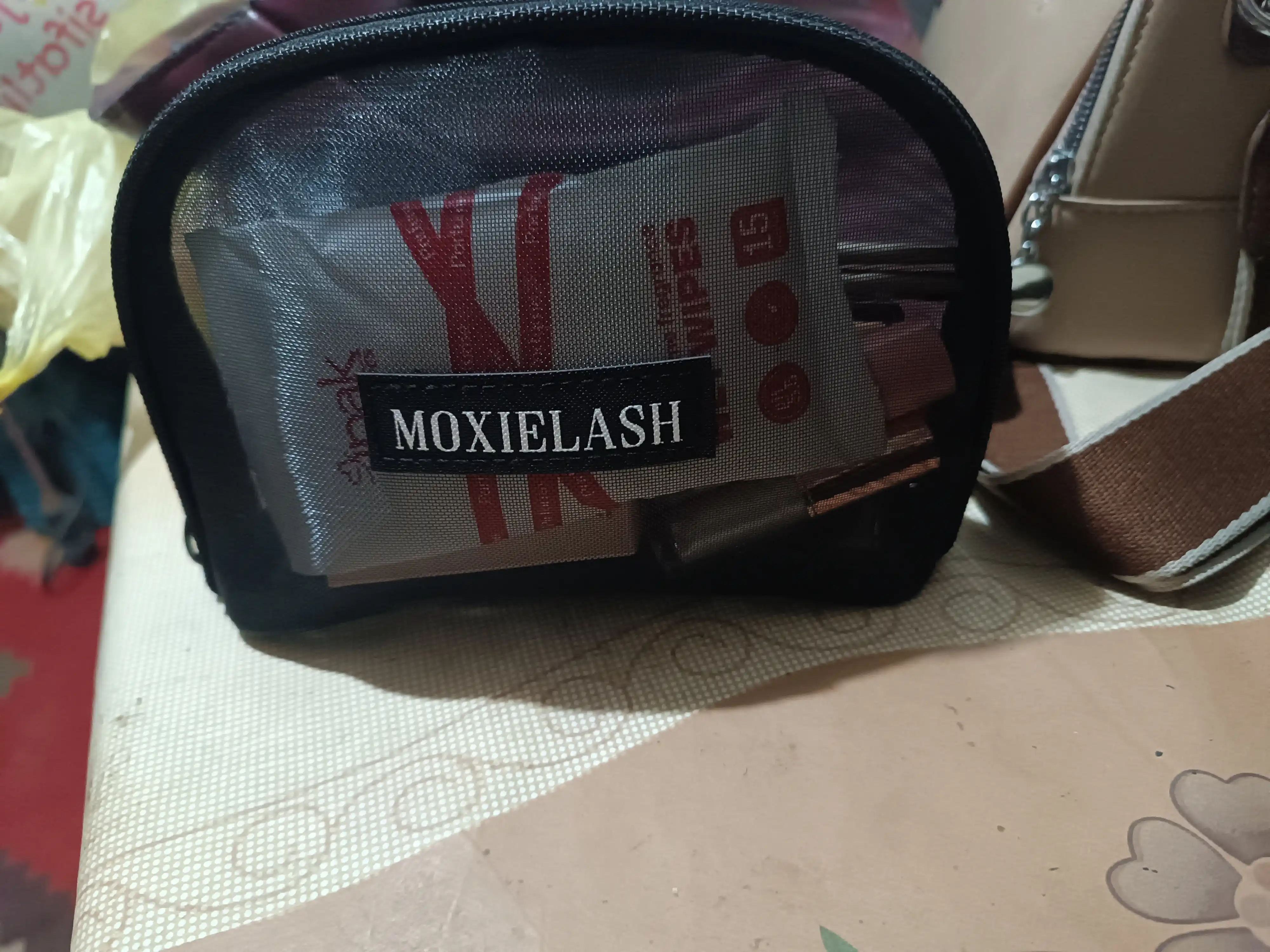 Ayollar kosmetik sumkasi, kosmetikani saqlash uchun organizator, kosmtichka qiz va ayollar