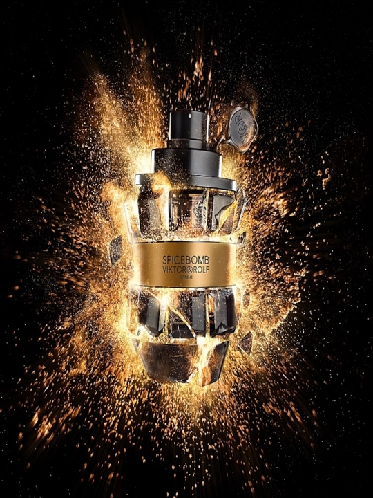 Парфюмерная вода Viktor & Rolf Spicebomb - 