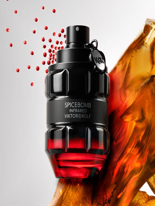 Parfyumlangan suv Viktor & Rolf Spicebomb