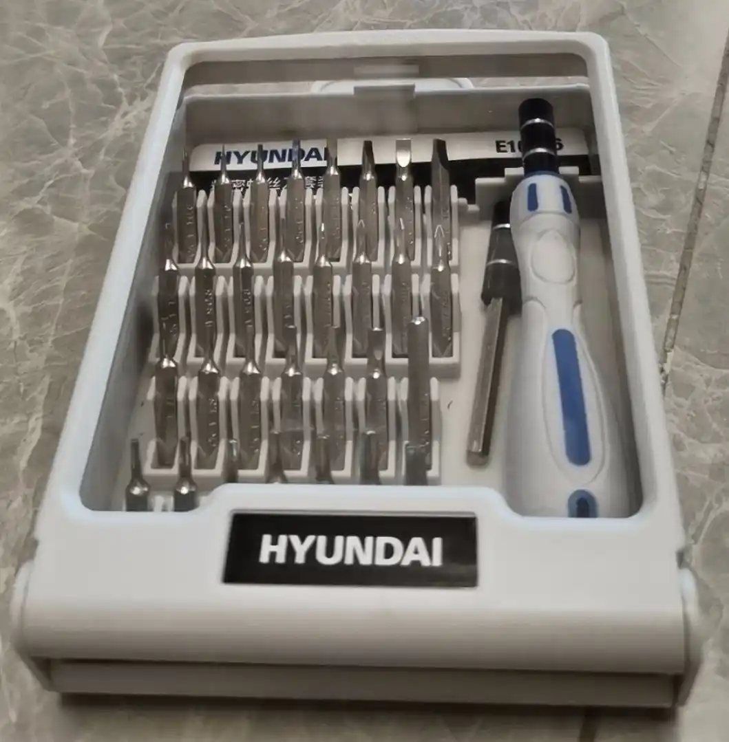 Elektronika uchun 33 ta 1 da  asboblar to‘plami HYUNDAI