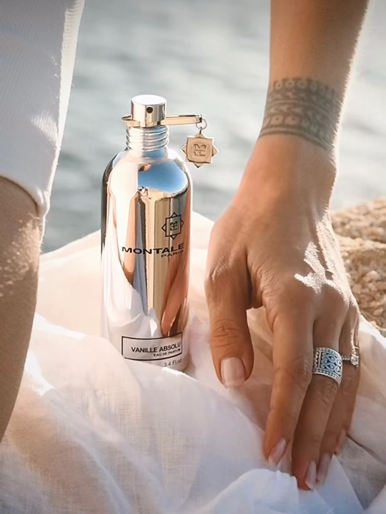 Parfumlangan suv ayollar uchun Montale Roses Musk