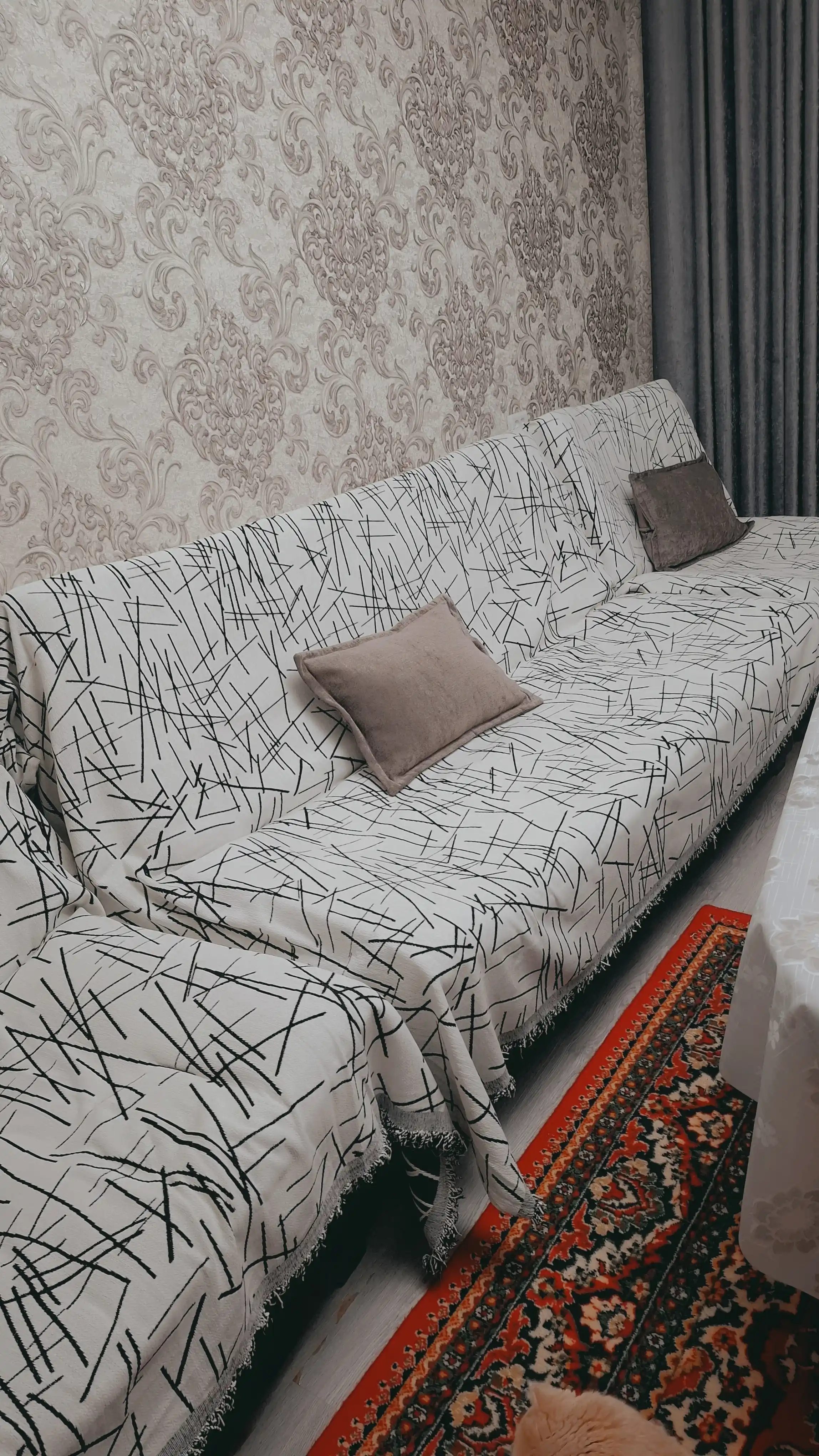 Universal choyshab qoplama – divan, kravat va kreslo uchun pled,divan qopqog'i