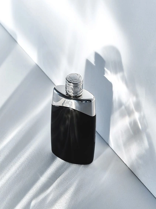 Parfyumlangan suv Montblanc Legend