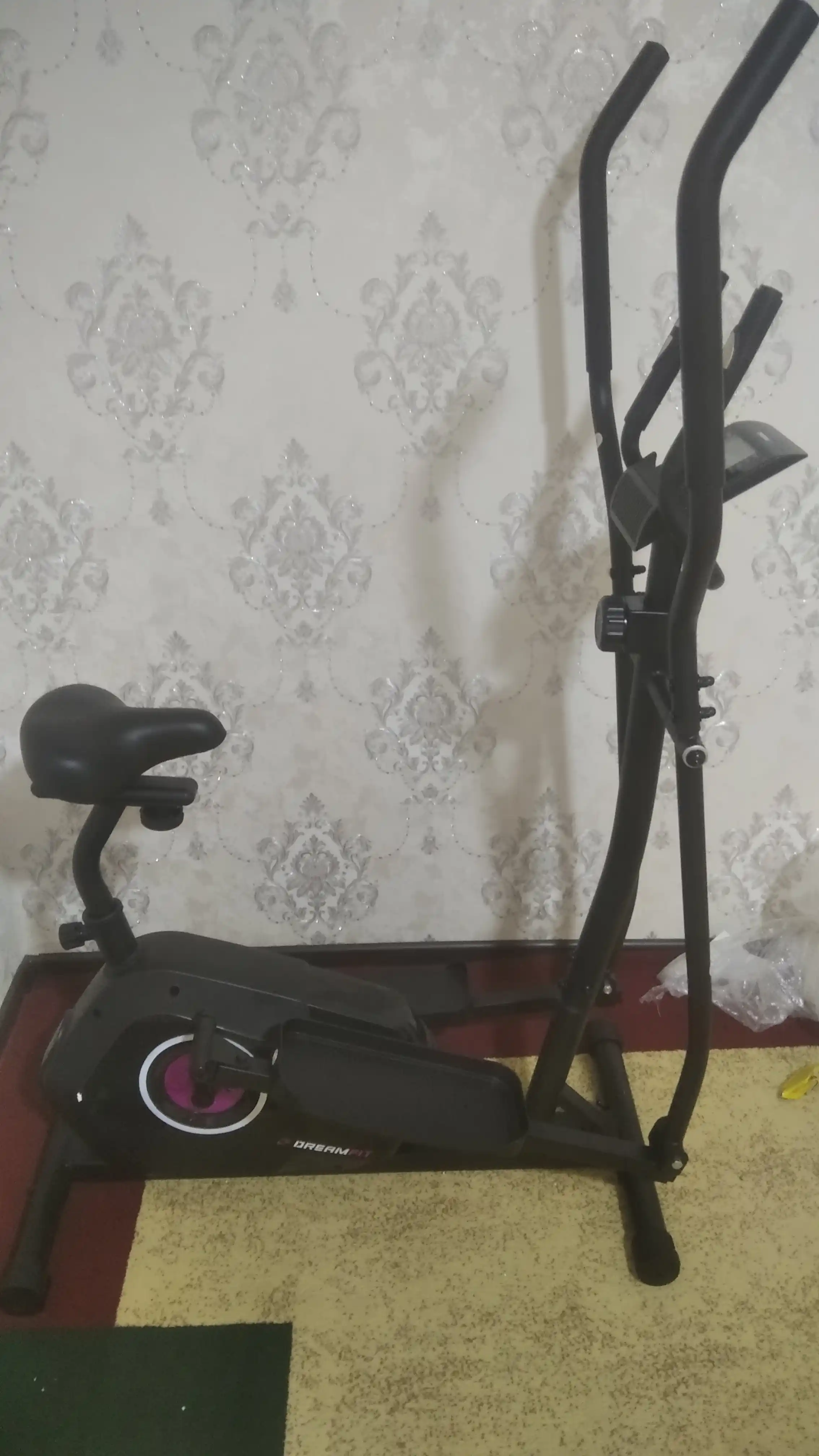 Elliptik trenajor, velo chang'i Dreamfit