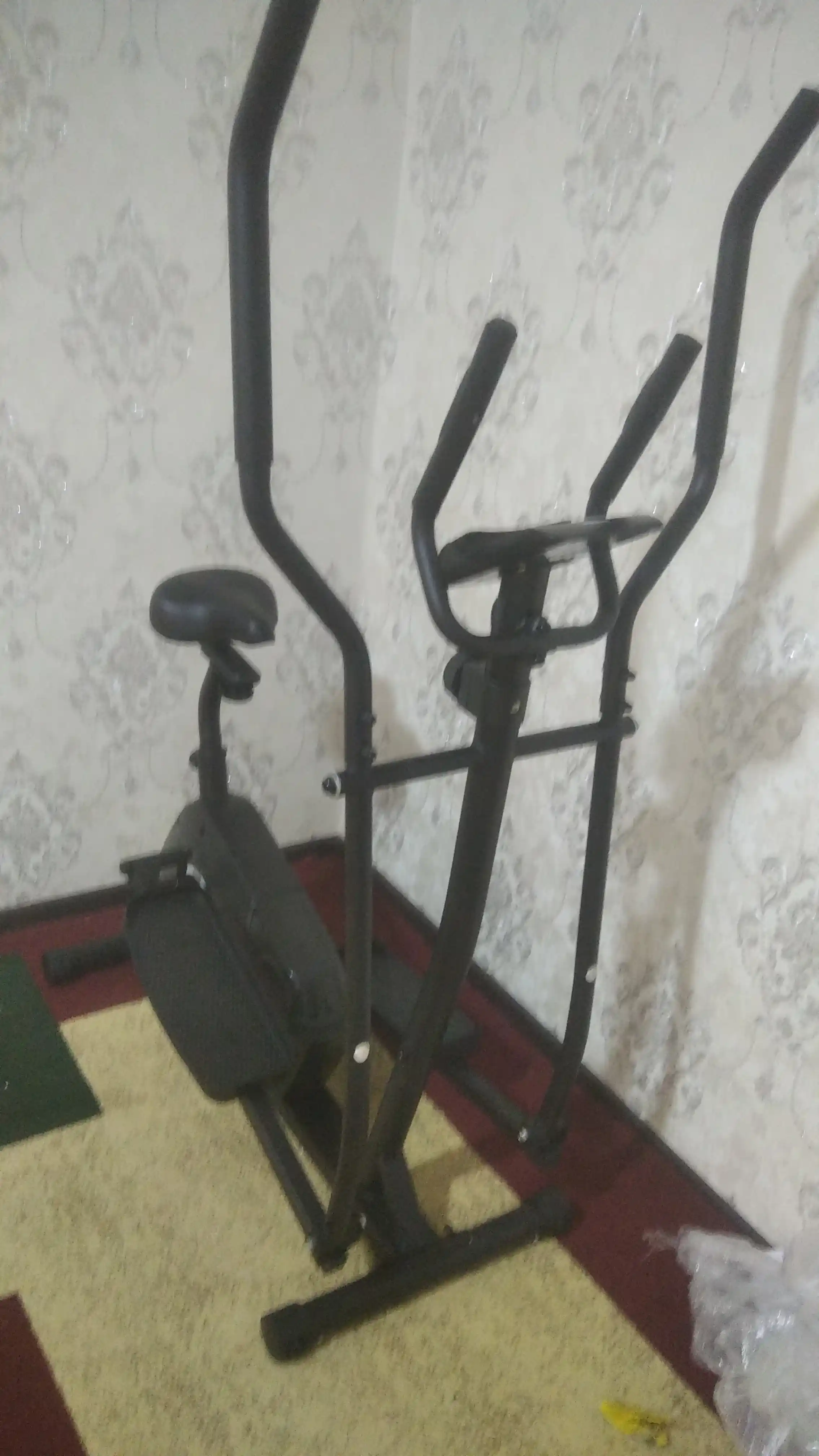 Elliptik trenajor, velo chang'i Dreamfit