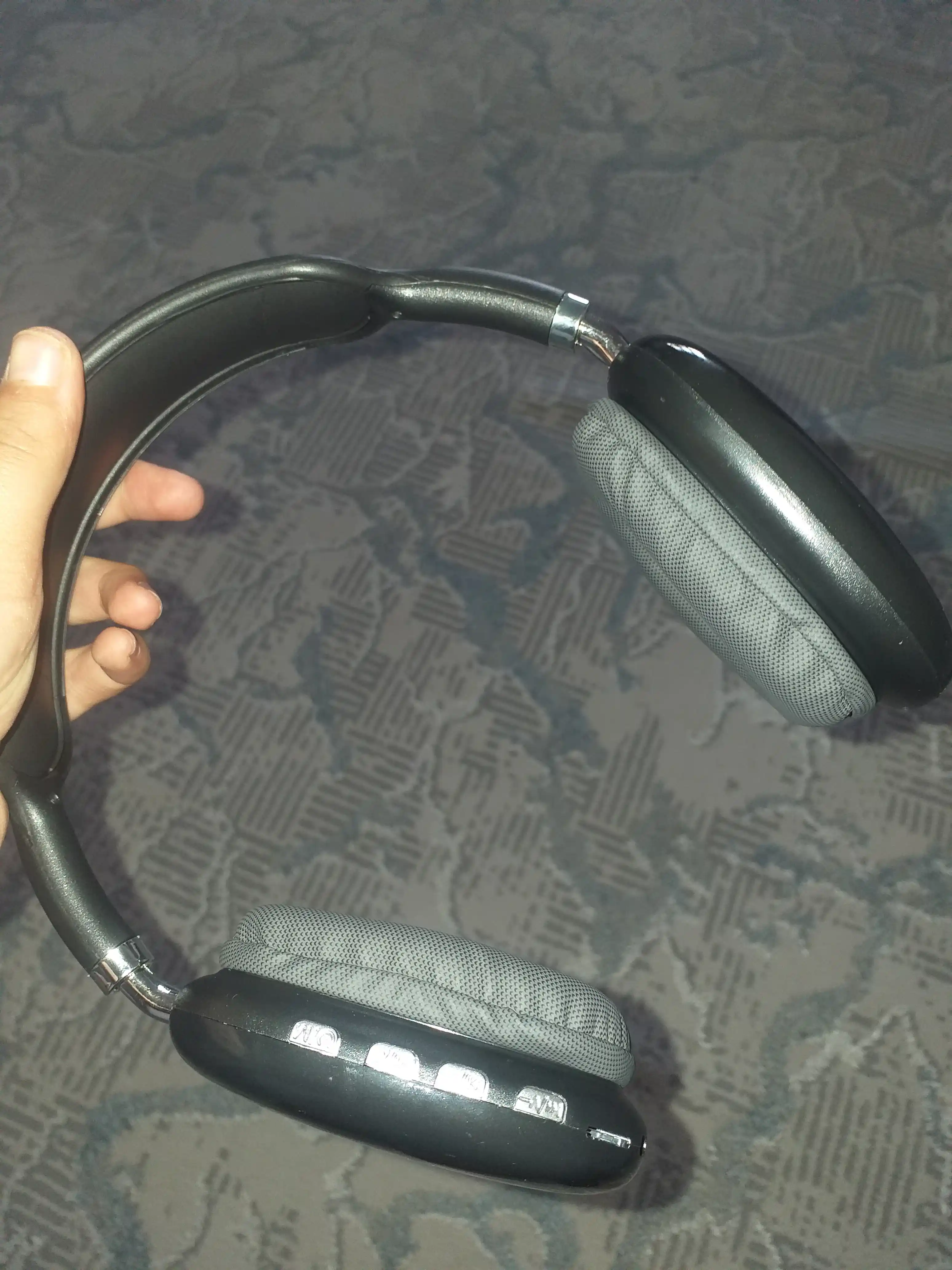 Simsiz Bluetooth quloqchinlar P9, mikrofonli, to'liq o'lchamli
