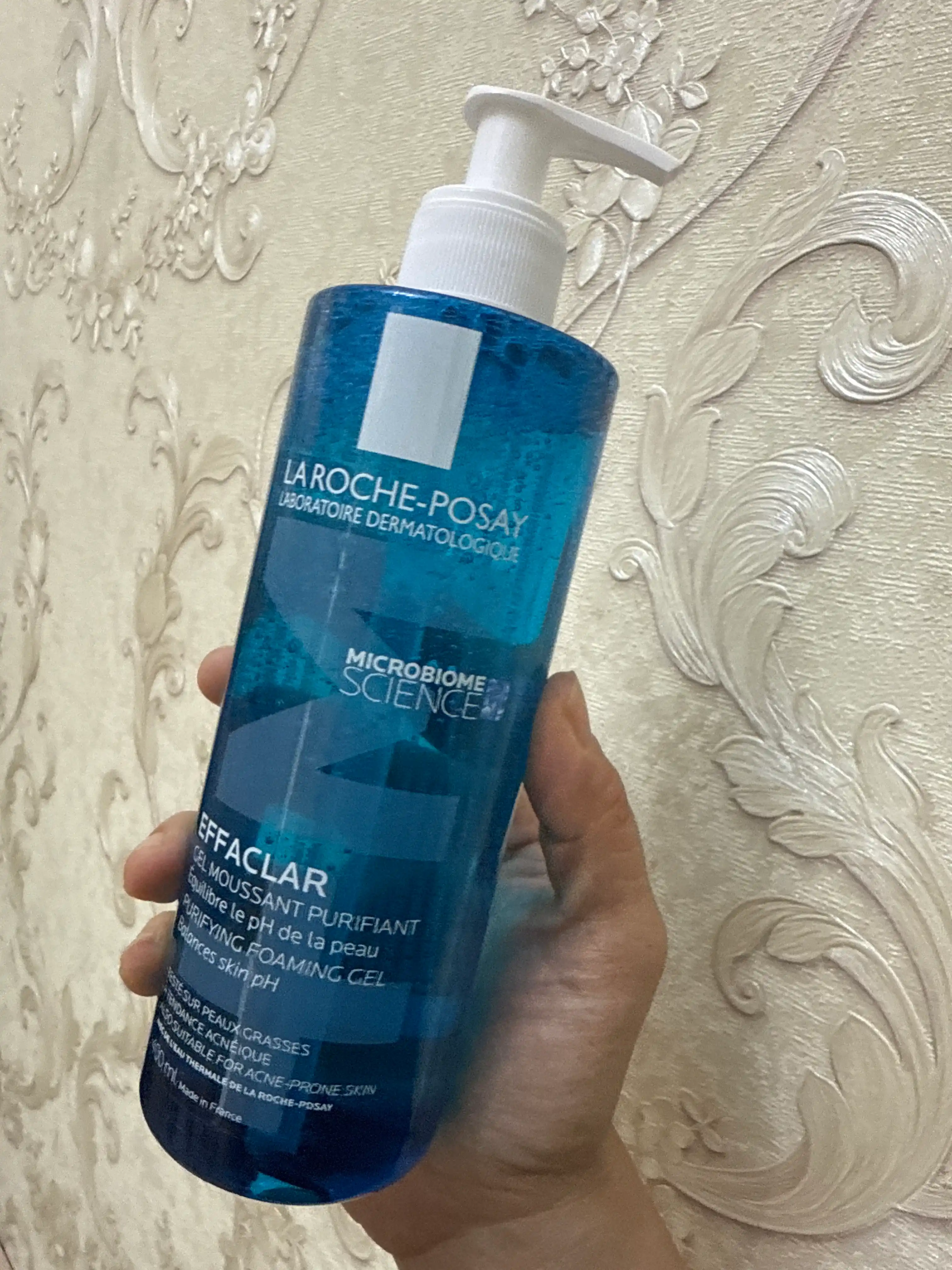 LA ROCHE-POSAY EFFACLAR гель очищающий, пенящийся, для чувствительной жирной кожи лица и тела, 400 мл