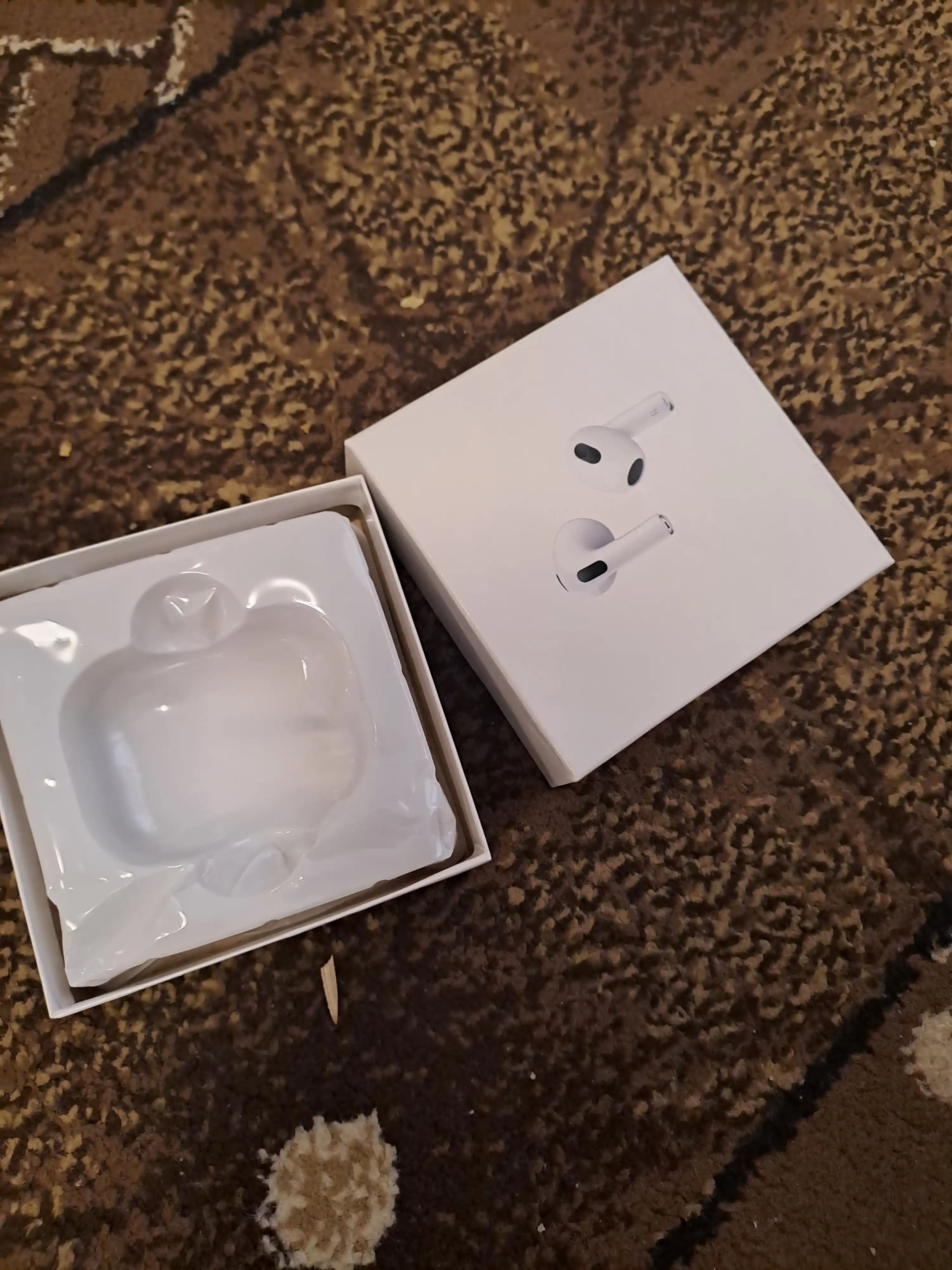 Pods Pro 2 и Pro 4 – беспроводные Bluetooth наушники, с микрофоном, Type-C белый
