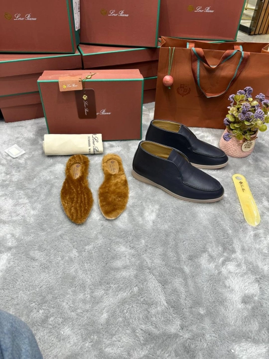 Мужские замшевые туфли Loro Piana — синие, с натуральной меховой стелькой - 