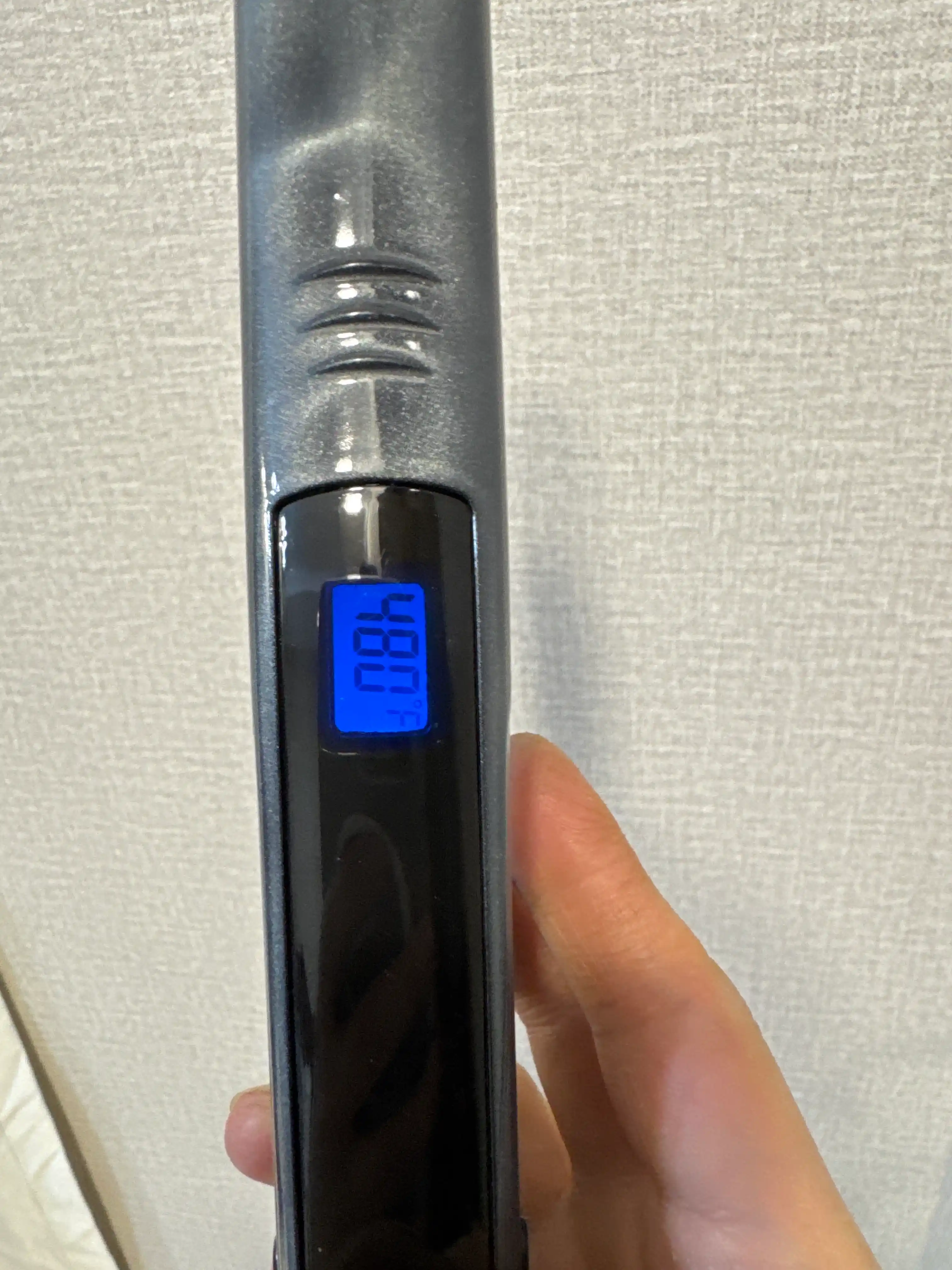 Professional soch tekislovchi dazmol Vagary VG-8823, LCD displeyli