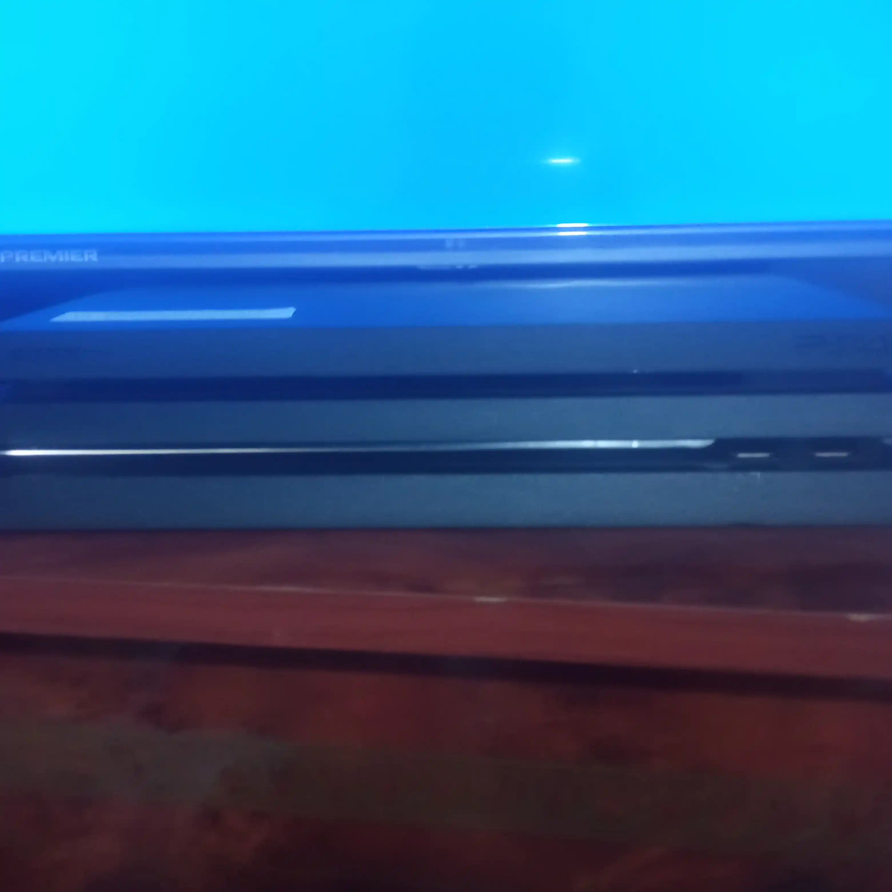 Oyin Konsoli Sony Playstation 4 PRO, 24 o'yinlar bilan- GOLDHEN