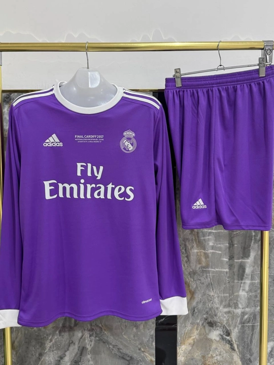 Retro Real Madrid – 2017, гостевая форма Away kit