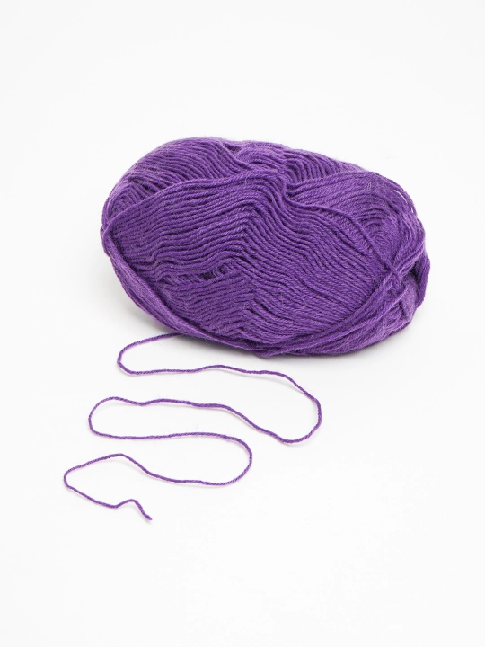 Toquv ipi, nako outlet - 100% akril, 250 m 50 g (+- 5 g, 10%+-), qadoqda 1 dona