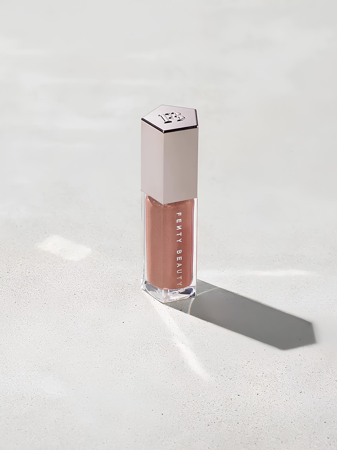 Блеск для губ Fenty Beauty GLOSS BOMB в оттенках FENTY GLOW 01 и Cookie Jar 04 - 