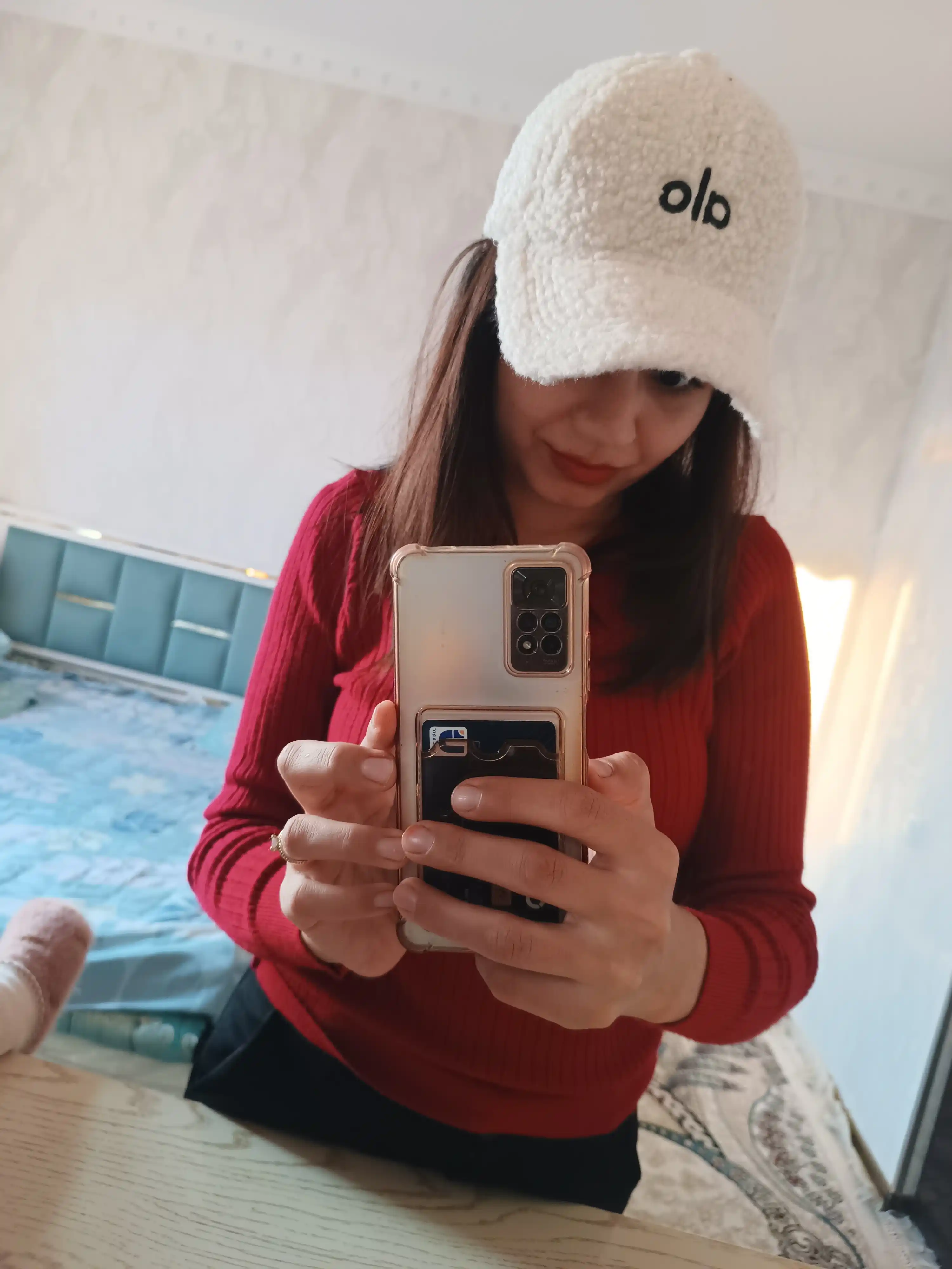 Ayollar va qizlar uchun bahorgi shapkalar, kepka ,beysbolka, teddy, alo, junli