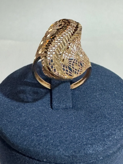 Gold House nafis zargarlik buyumi, A2S/ 2.4 g modeli, yumshoq filigran uslubida