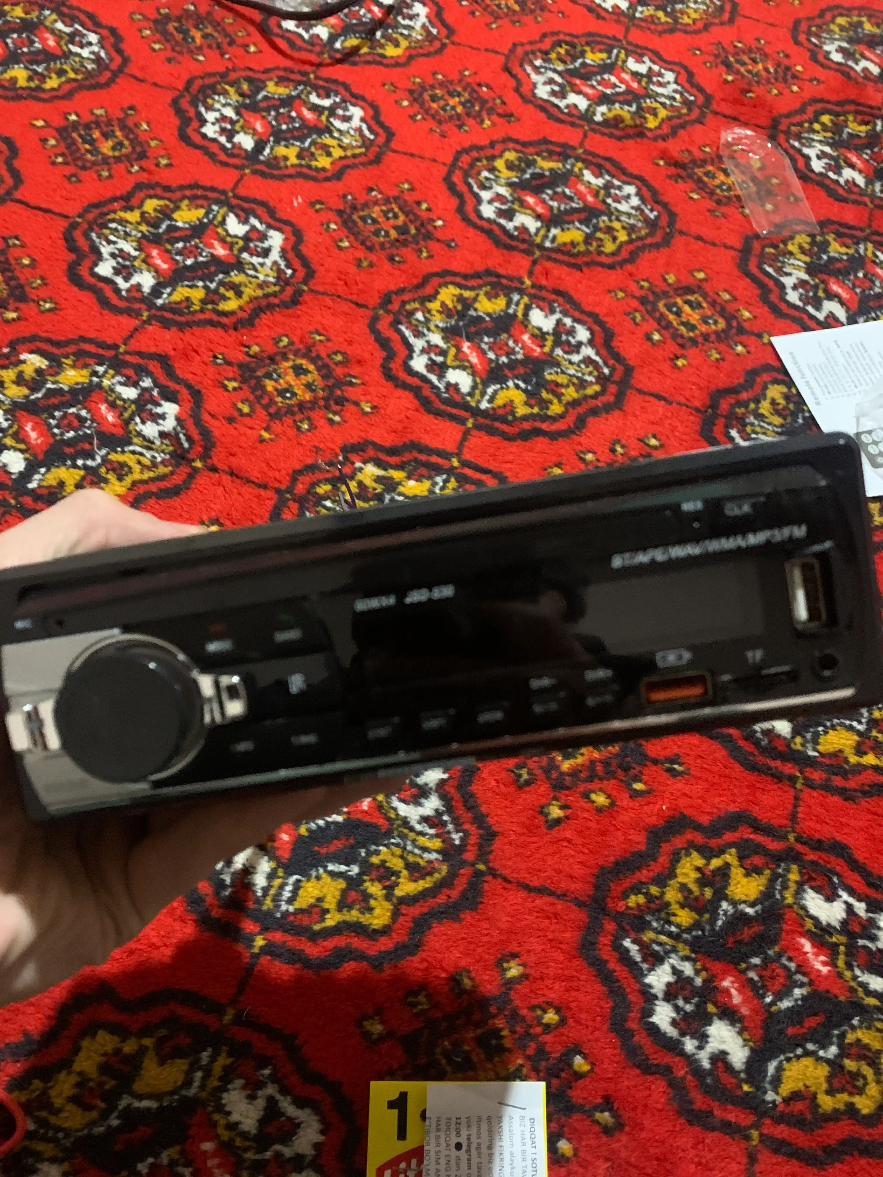 Pioneer avto magnitafon universal Blutus fleshka aux radio bor ovozi 63 gacham 12 volt