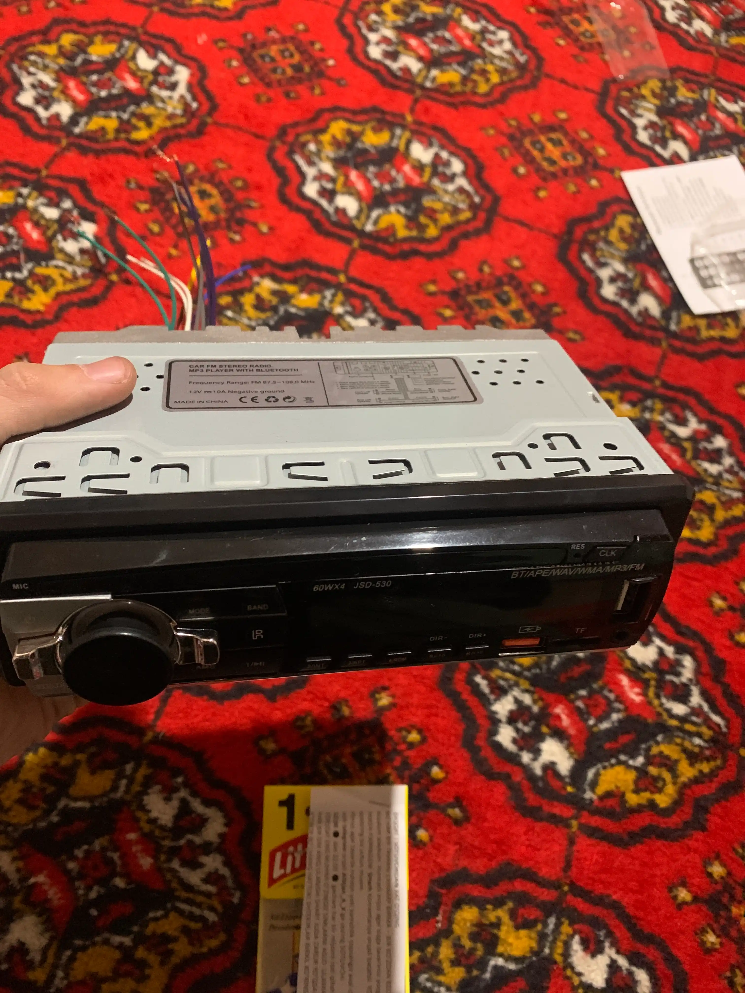 Pioneer avto magnitafon universal Blutus fleshka aux radio bor ovozi 63 gacham 12 volt