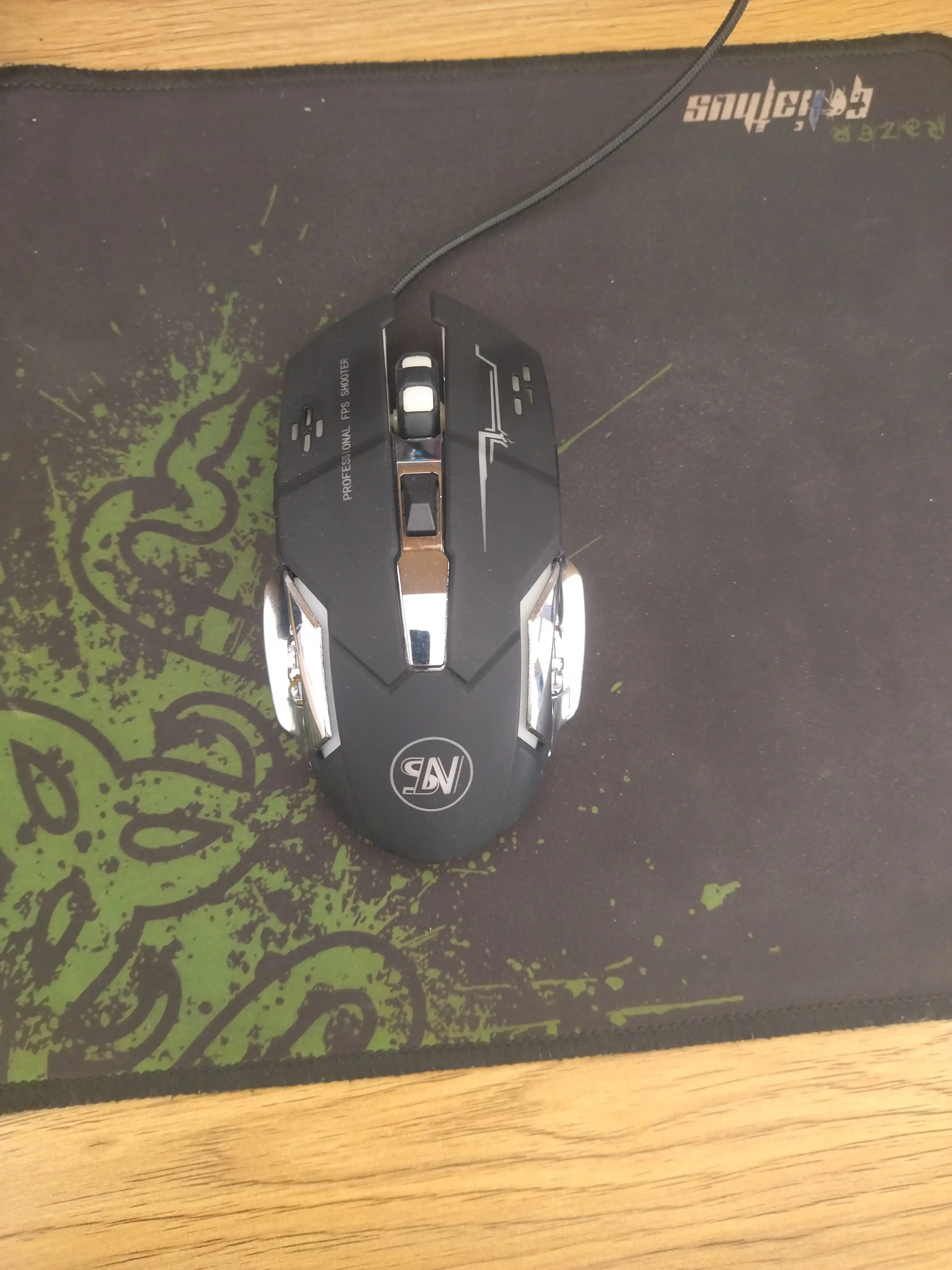 Проводная  игровая мышь GM6,  3200DPI со светодиодом RGB