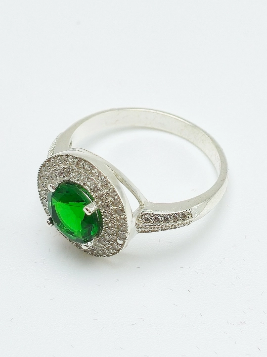 Серебряные кольца 925 пробы для девушек
