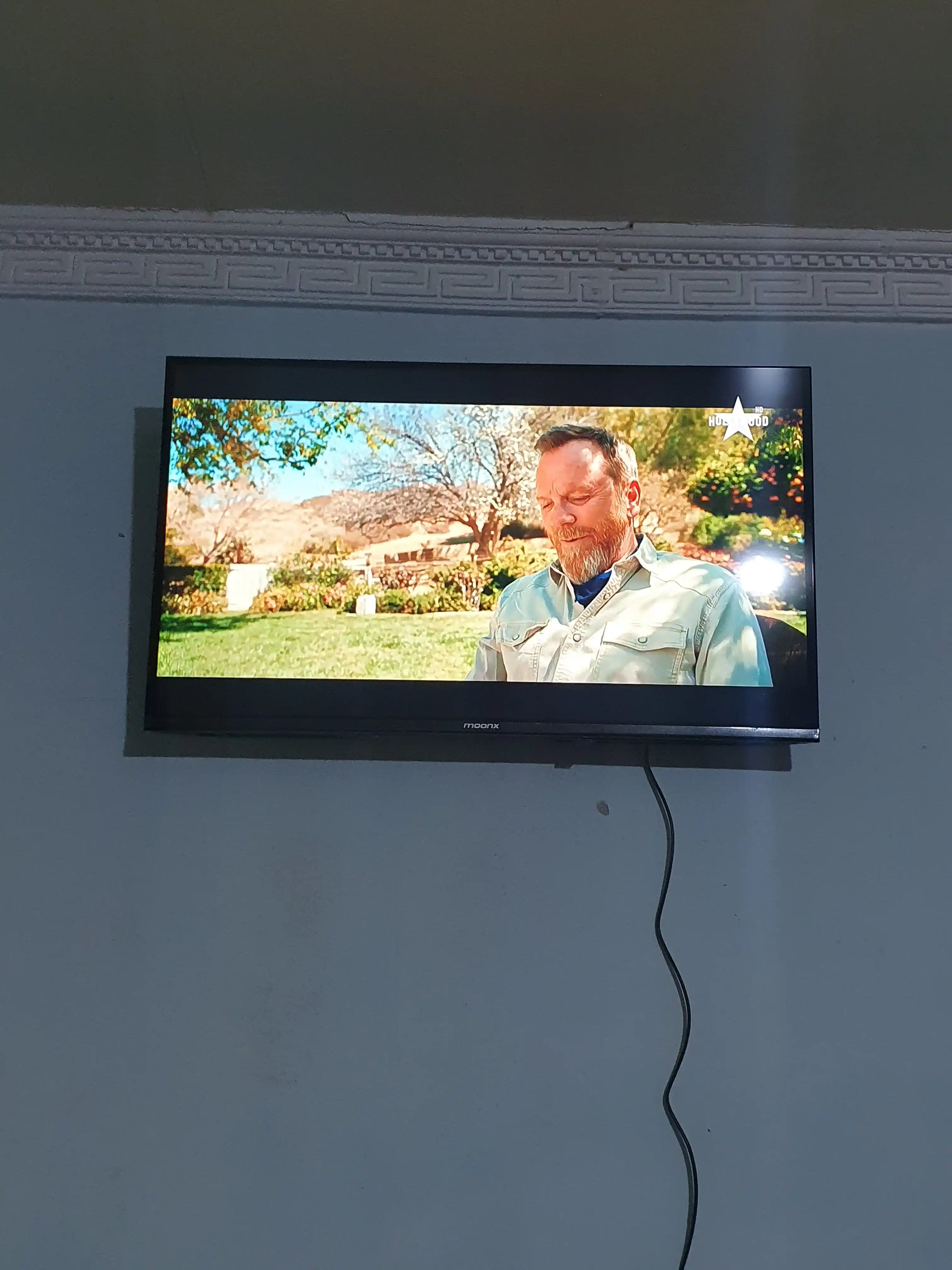 Телевизор MoonX 50" 4K, 43" Full HD, 32" HD, Smart TV, Full HD Wi-Fi, голосовое управление