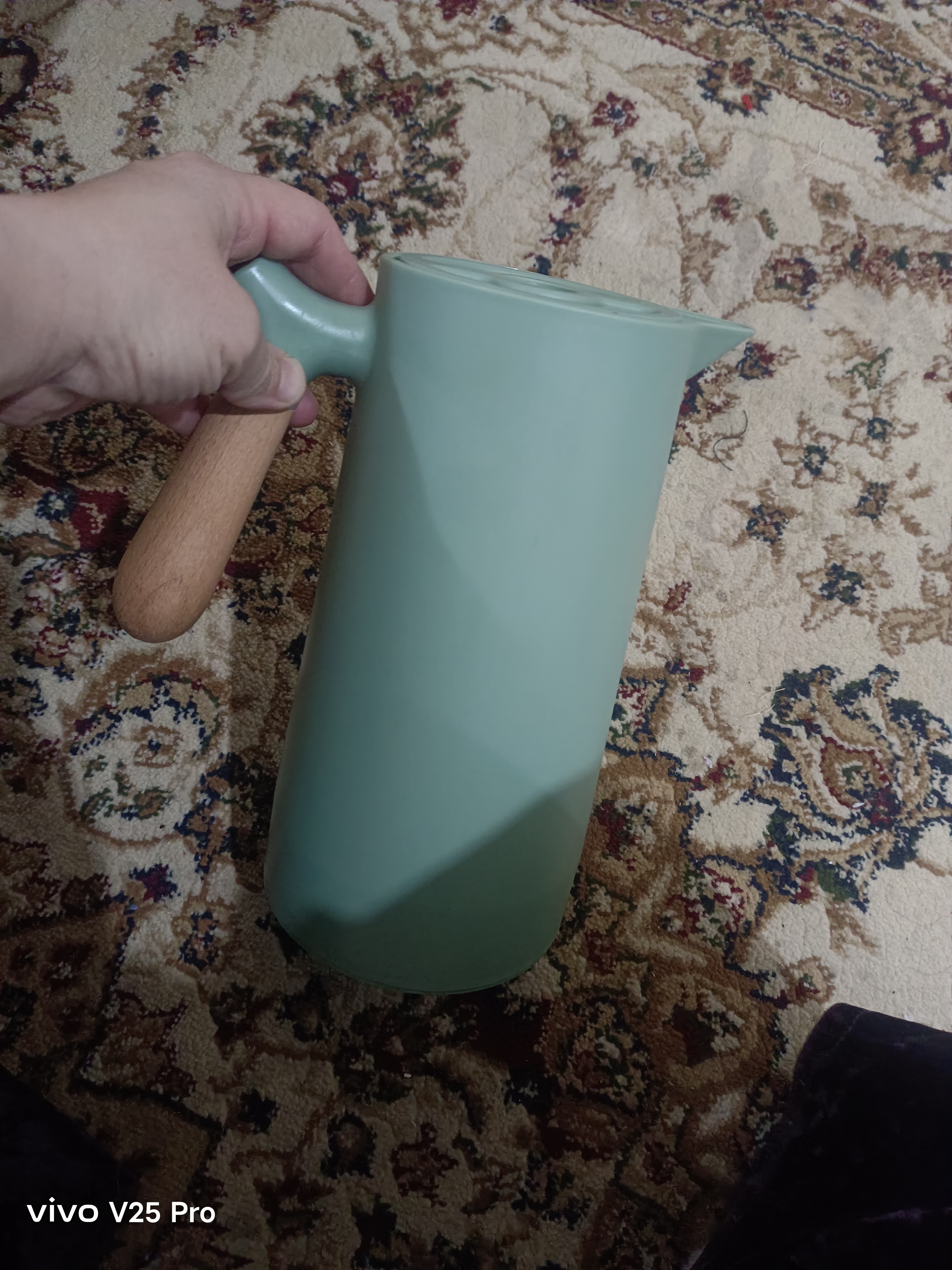 Termos choynak choy kofe va suv uchun issiq va sovuqni saqlaydi shisha kolbali, 1 litr