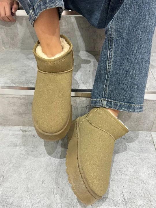 Ugg ayollar moynali UGG qishki etiklar issiq botinkalar, 1 olcham kichiq