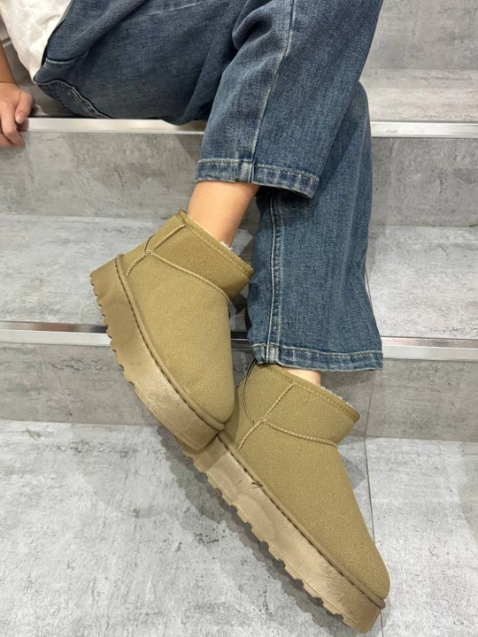 Ugg ayollar moynali UGG qishki etiklar issiq botinkalar, 1 olcham kichiq
