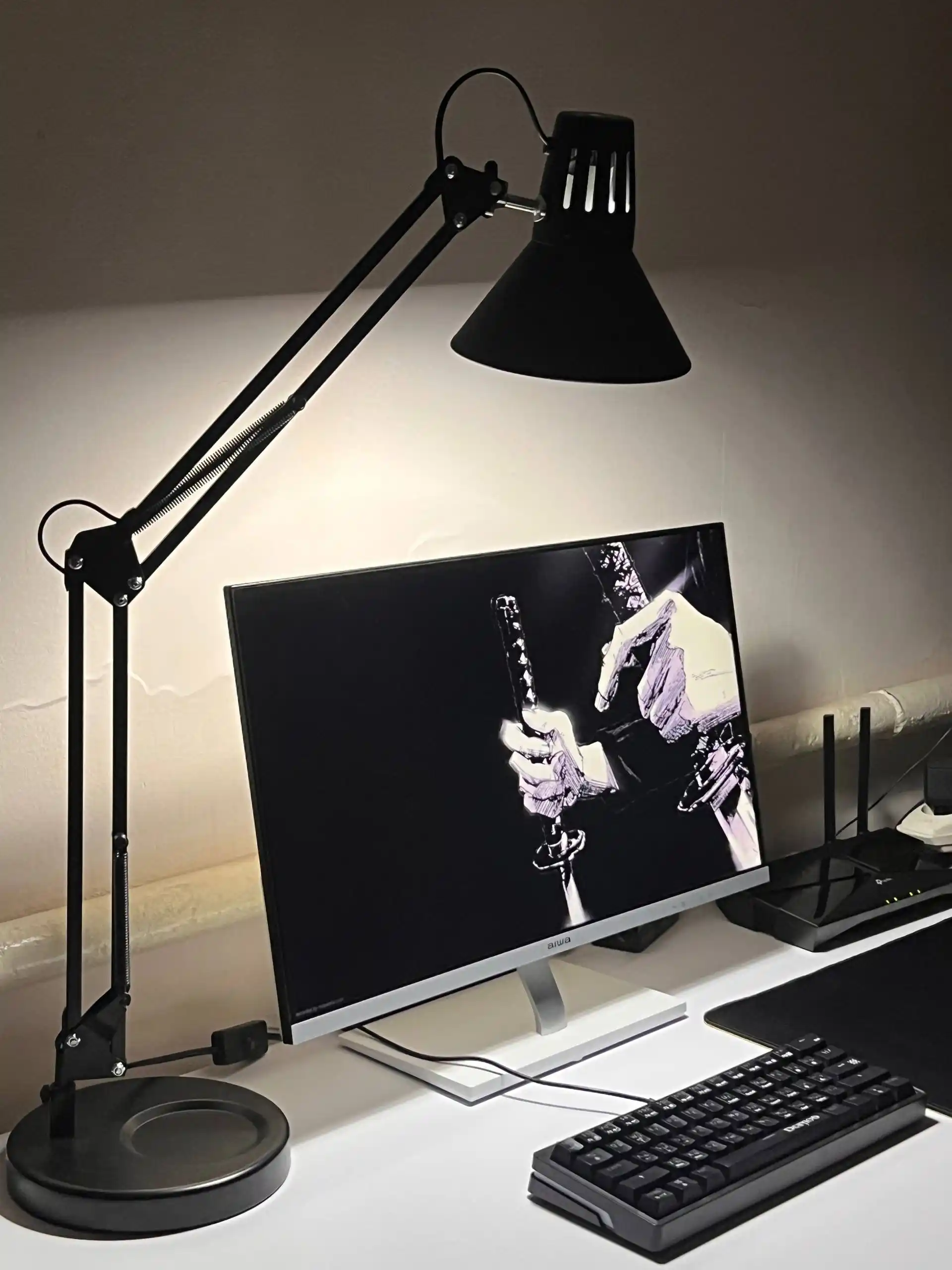 Stol lampa maktab o'quvchilar uchun svitilnik metal korpus, tungi chiroq + zajim sovg'a