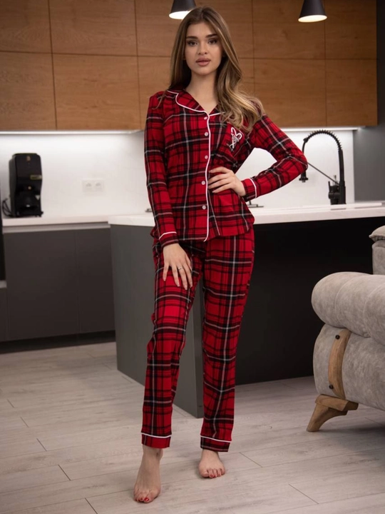 Ayollar va qizlar uchun uy kiyimi pijamalar, 4 xil rangda, L - 4Xl, uzun yengli