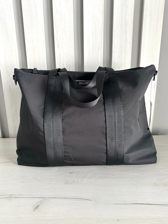 Urban Travel Max Black yo‘l sumkasi