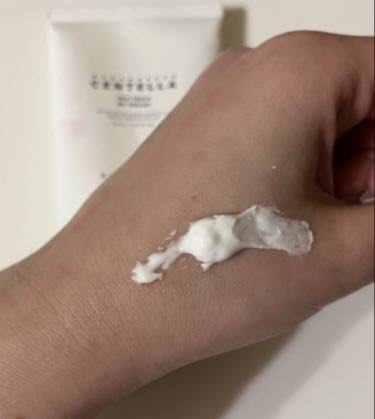 Tinchlantiruvchi tasirga ega namlantiruvchi krem SKIN1004 Centella kremi, 75 ml