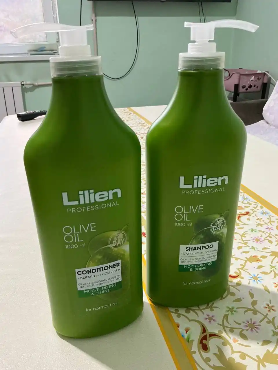 Yogli sochlar uchun kondtsioner LILIEN OLIVE OIL, 1 litr